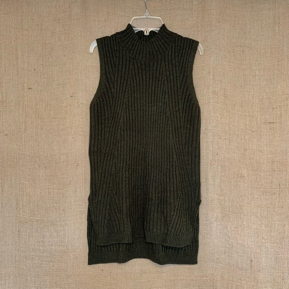 MAX STUDIO Sweater Vest Mock Neck Hi Lo Hem Olive Green Medium